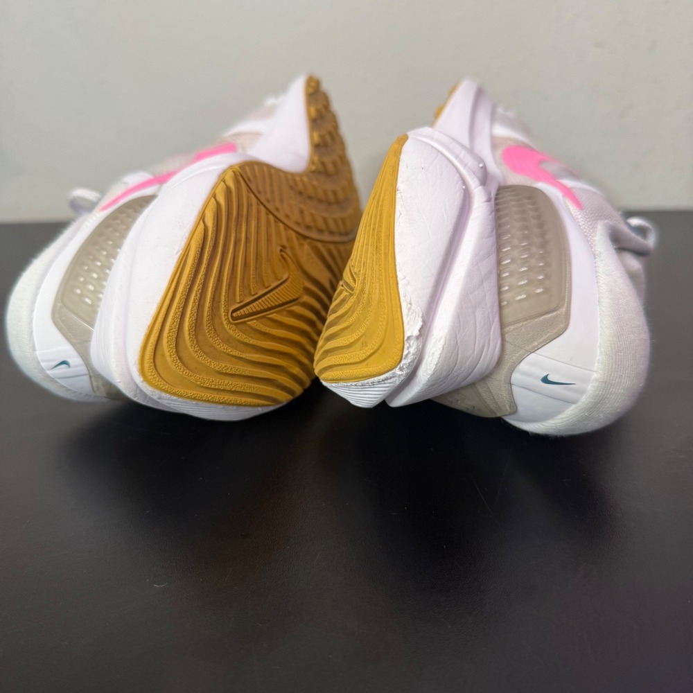 Nike Air Zoom Vomero‎ 16 Womens Size 8 White Pink Running Shoes Athleisure - Picture 13 of 15
